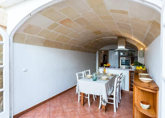 Curniola 21 * Ciutadella (Menorca)